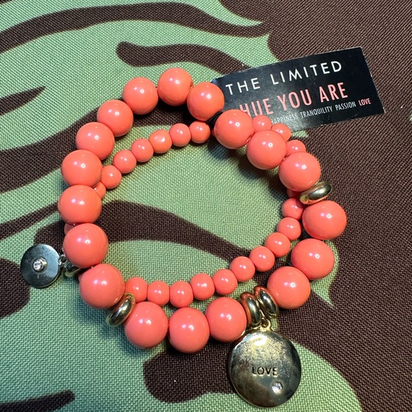 B67. The Limited Hue You Are Bracelets LOVE Coral Pink - Picture 1 of 4